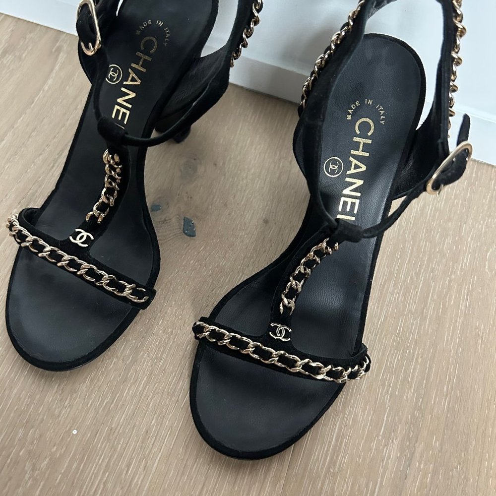 Timeless Chanel Black Suede Sandals with Golden Chain